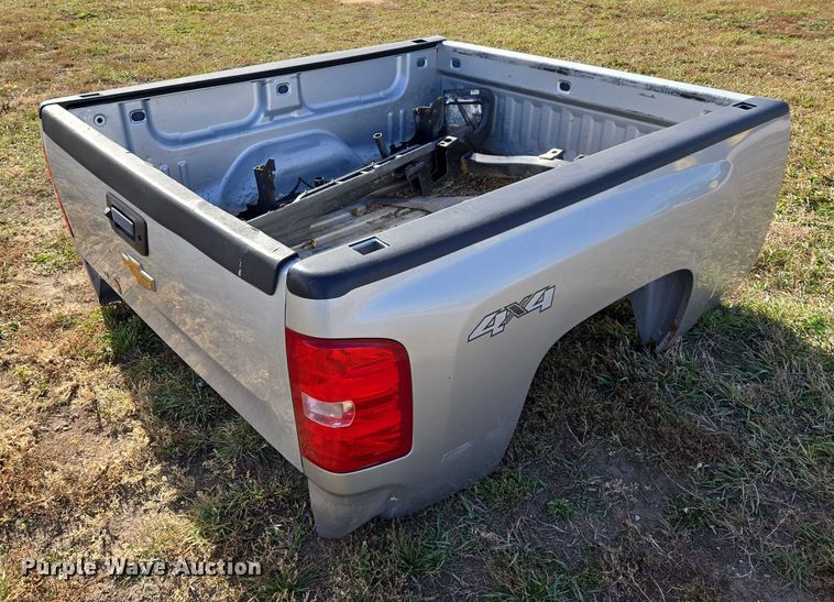 image for item DT4547 Chevrolet pickup truck bed
