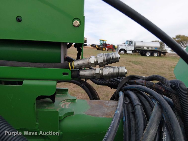 image for item DT4548 2011 John Deere 1770NT no-till planter