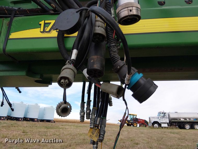 image for item DT4548 2011 John Deere 1770NT no-till planter