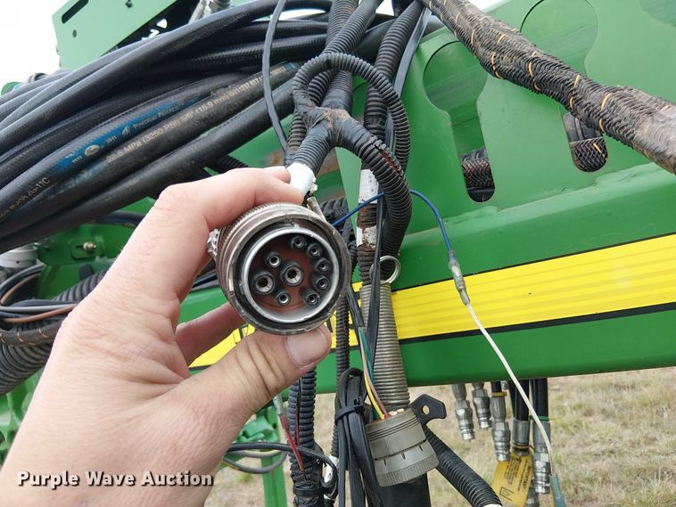 image for item DT4548 2011 John Deere 1770NT no-till planter