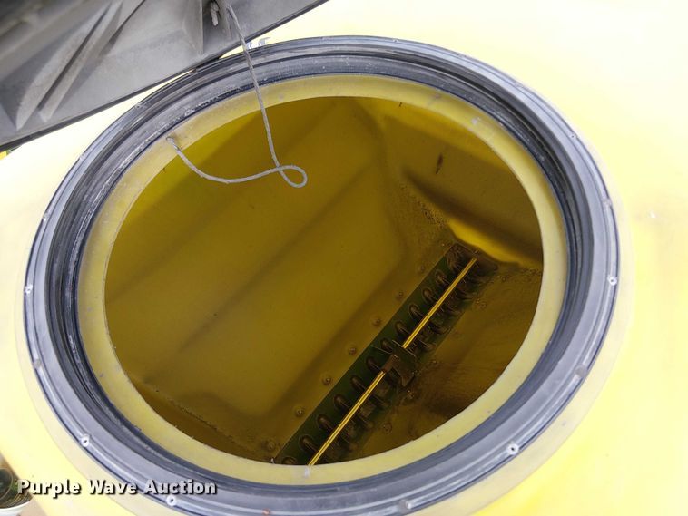 image for item DT4548 2011 John Deere 1770NT no-till planter