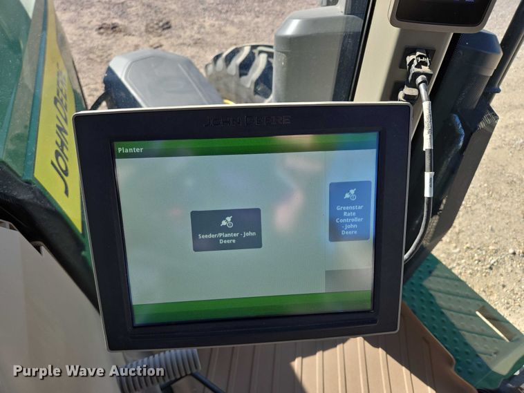 image for item DT4549 2020 John Deere 8R 310 MFWD tractor