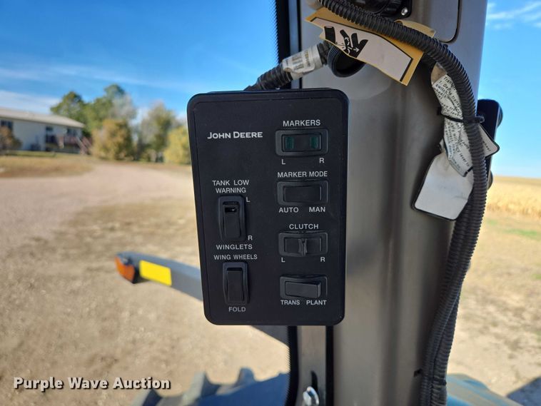 image for item DT4549 2020 John Deere 8R 310 MFWD tractor