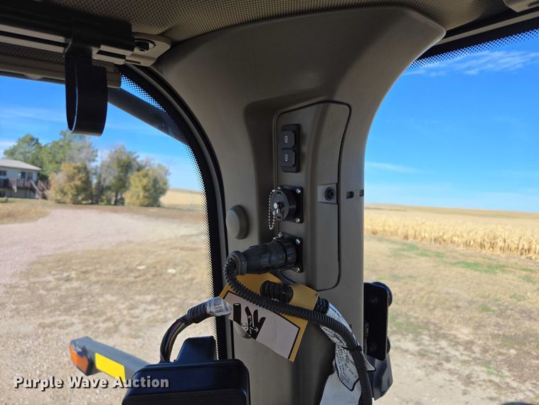 image for item DT4549 2020 John Deere 8R 310 MFWD tractor