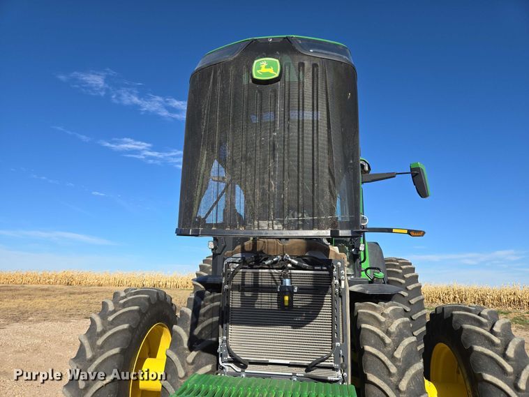 image for item DT4549 2020 John Deere 8R 310 MFWD tractor