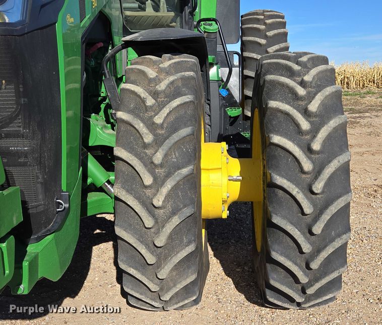 image for item DT4549 2020 John Deere 8R 310 MFWD tractor