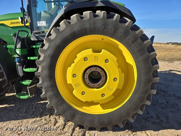 image for item DT4549 2020 John Deere 8R 310 MFWD tractor