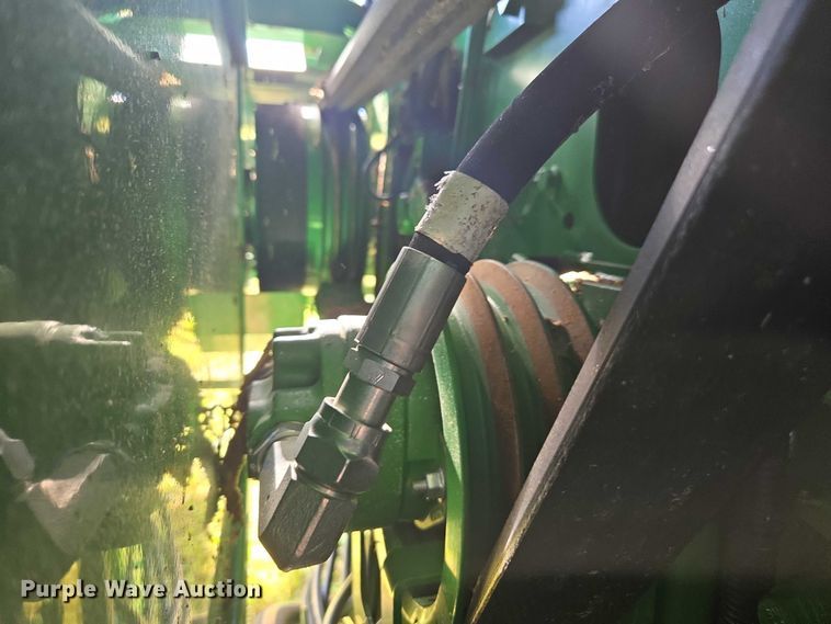 image for item DT4550 2022 John Deere S770 STS combine