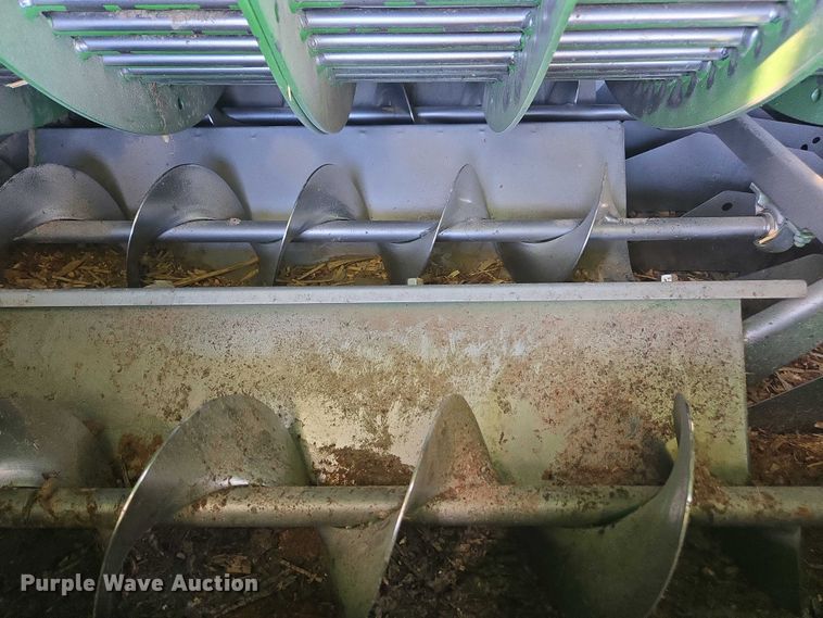 image for item DT4550 2022 John Deere S770 STS combine