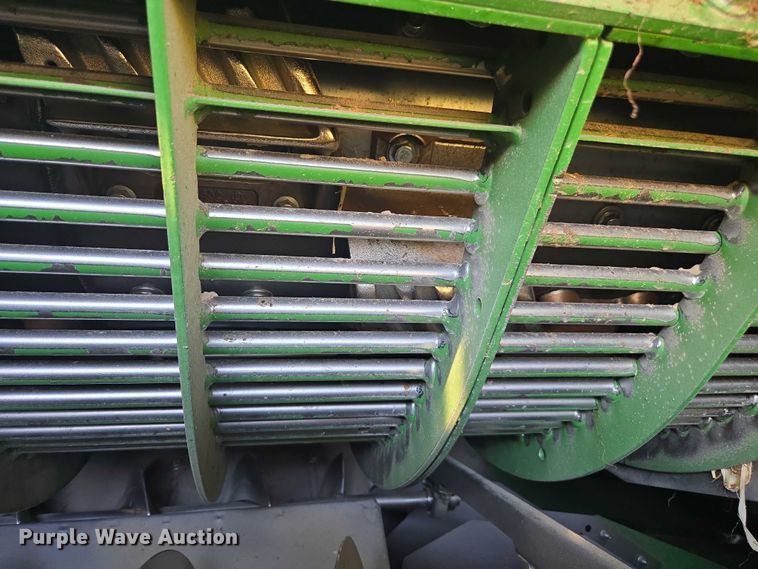 image for item DT4550 2022 John Deere S770 STS combine