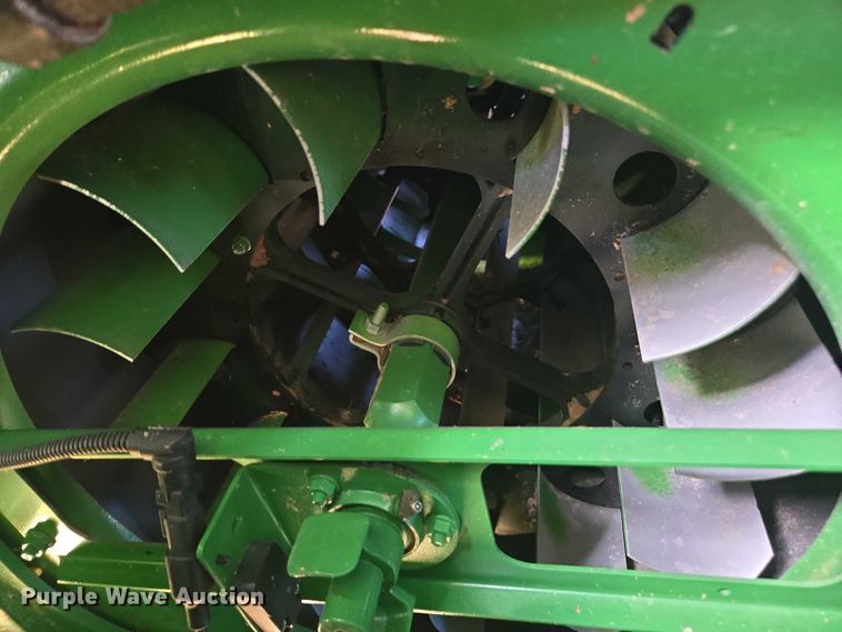 image for item DT4550 2022 John Deere S770 STS combine