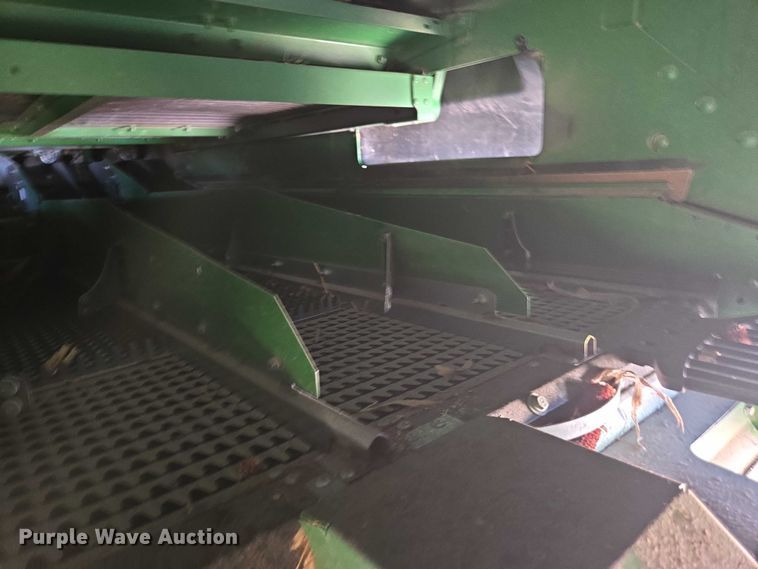 image for item DT4550 2022 John Deere S770 STS combine