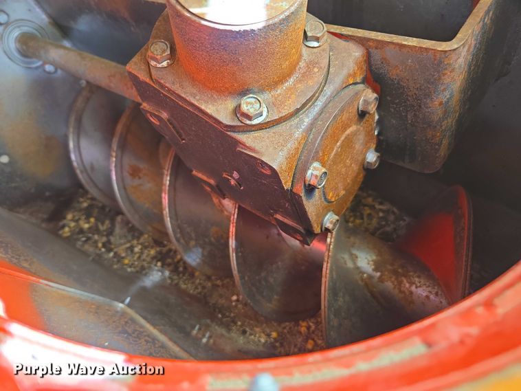 image for item DT4555 Westfield MKX 100-83 auger