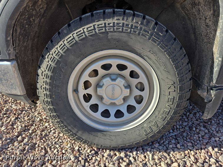 image for item DT4556 2020 GMC Sierra 1500 pickup truck