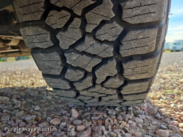 image for item DT4556 2020 GMC Sierra 1500 pickup truck