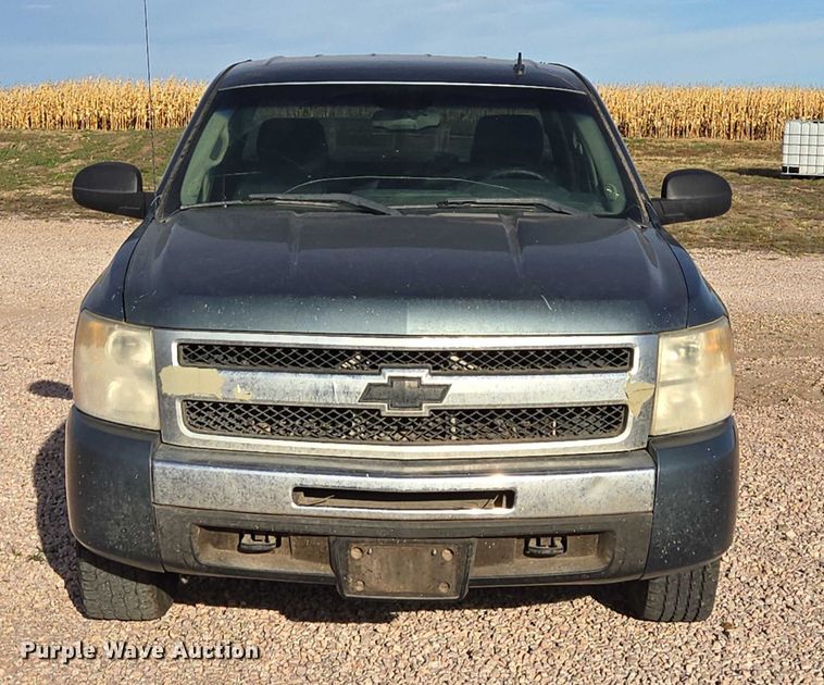 image for item DT4557 2010 Chevrolet Silverado 1500 Crew Cab pickup truck