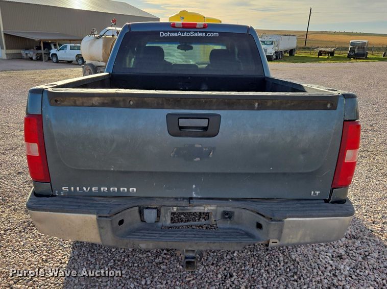 image for item DT4557 2010 Chevrolet Silverado 1500 Crew Cab pickup truck