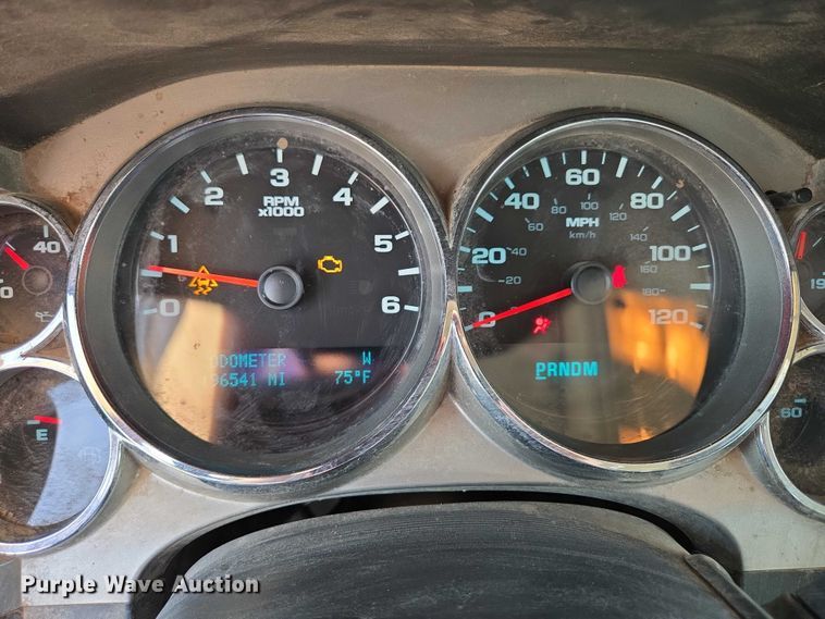 image for item DT4557 2010 Chevrolet Silverado 1500 Crew Cab pickup truck