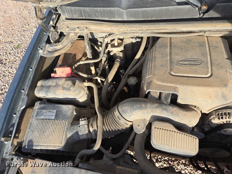 image for item DT4557 2010 Chevrolet Silverado 1500 Crew Cab pickup truck