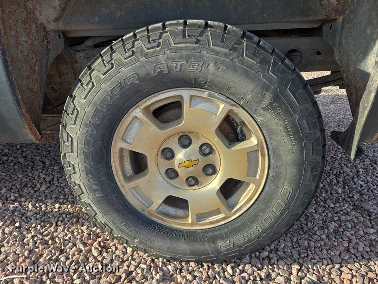 image for item DT4557 2010 Chevrolet Silverado 1500 Crew Cab pickup truck