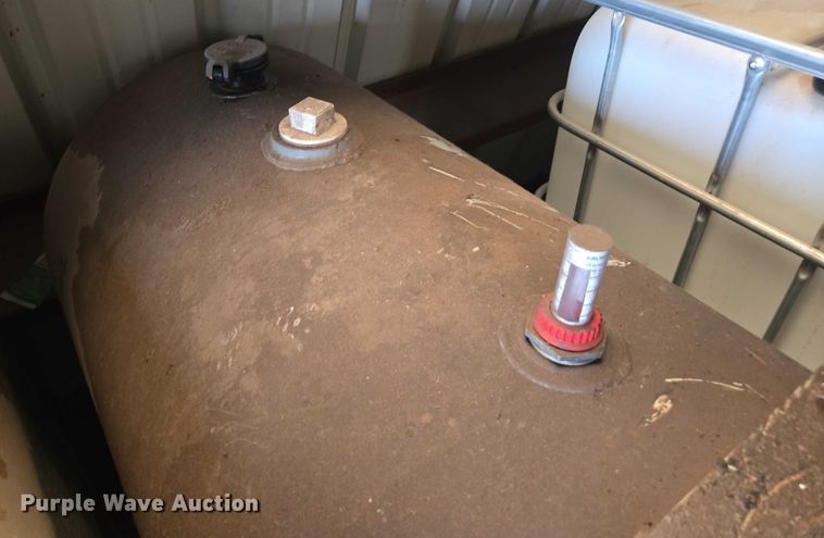 image for item DT4559 (2) Buffalo Tank Co oil tanks