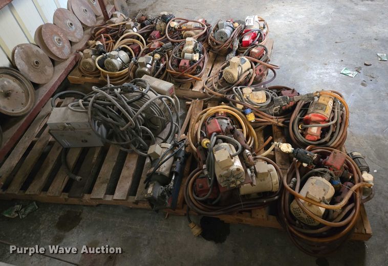 image for item DT4561 Approximately 18 Inject-O-Meter I70-75 irrigation pumps