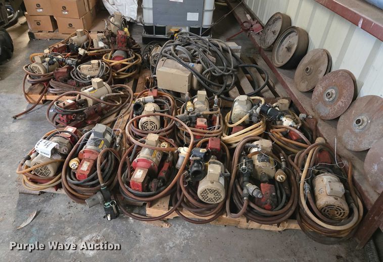 image for item DT4561 Approximately 18 Inject-O-Meter I70-75 irrigation pumps