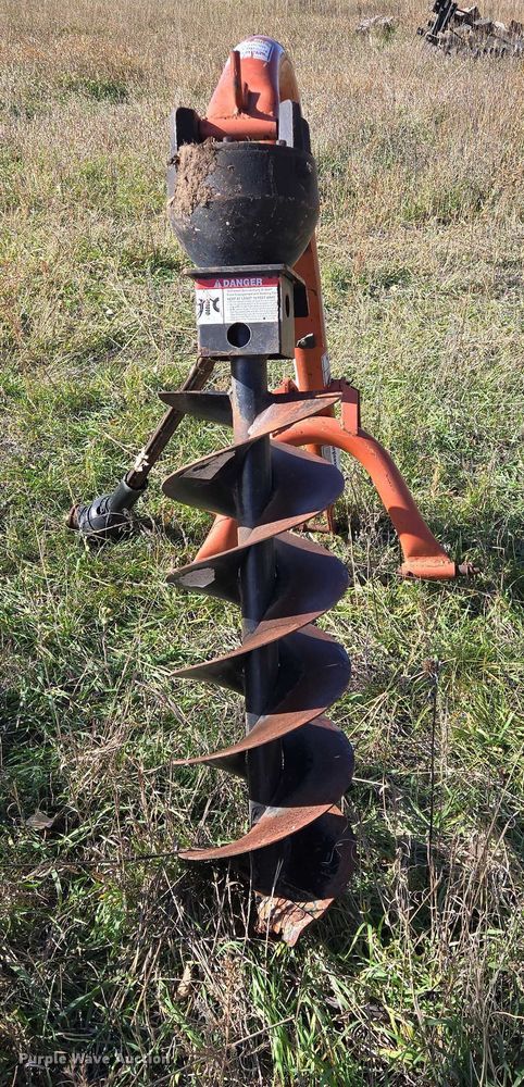 image for item DT4562 Rhino HPHD post hole auger