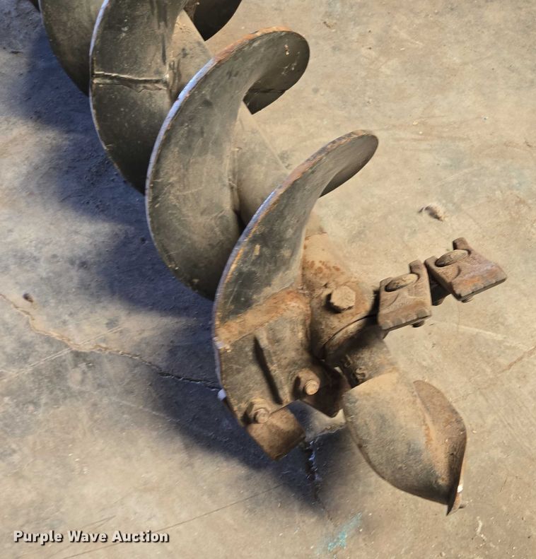 image for item DT4562 Rhino HPHD post hole auger