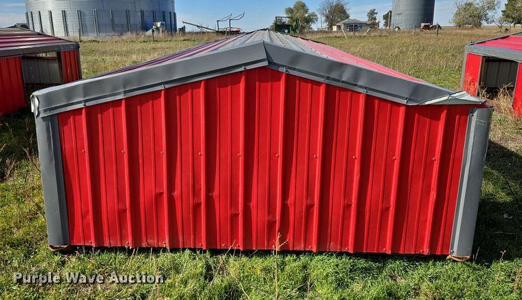 image for item DT4567 (2) Ashby Manufacturing calf shelters