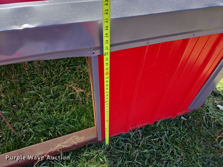 image for item DT4567 (2) Ashby Manufacturing calf shelters