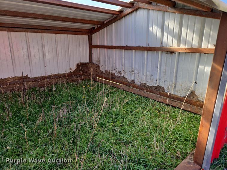 image for item DT4567 (2) Ashby Manufacturing calf shelters