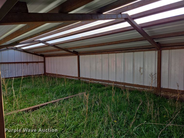 image for item DT4567 (2) Ashby Manufacturing calf shelters