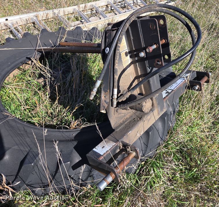 image for item DT4568 RW Spin Off bale unroller