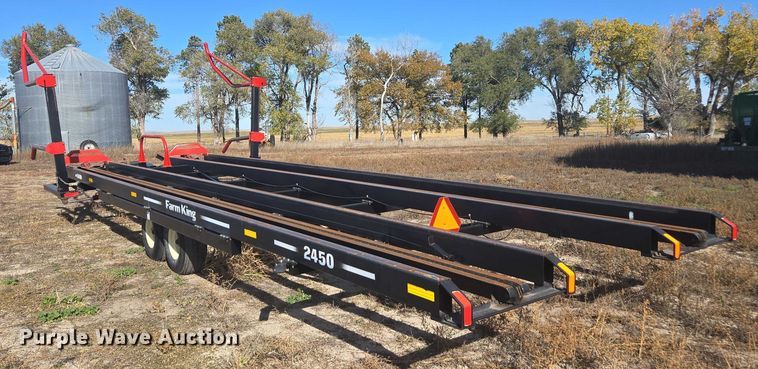 image for item DT4571 Farm King 2450 bale mover