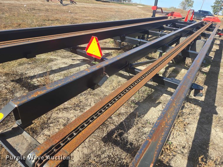 image for item DT4571 Farm King 2450 bale mover