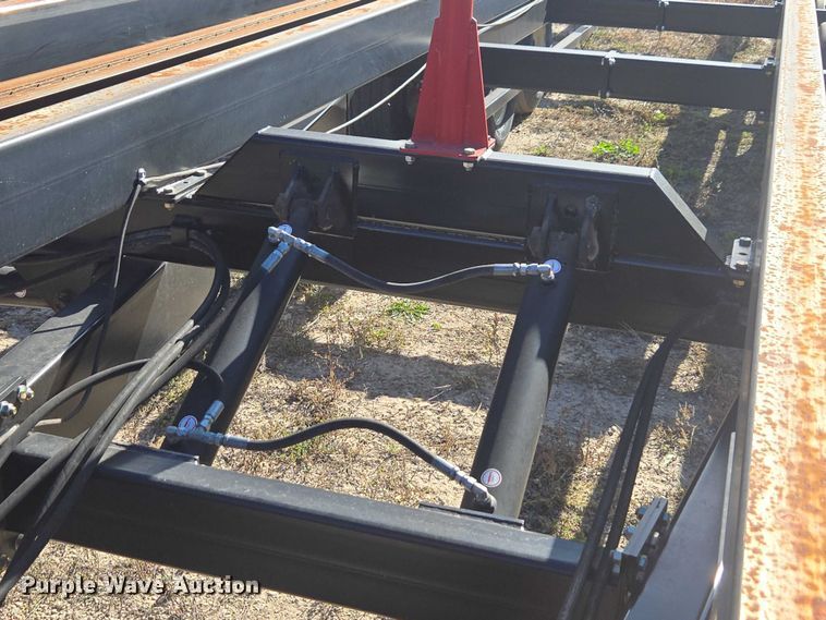 image for item DT4571 Farm King 2450 bale mover