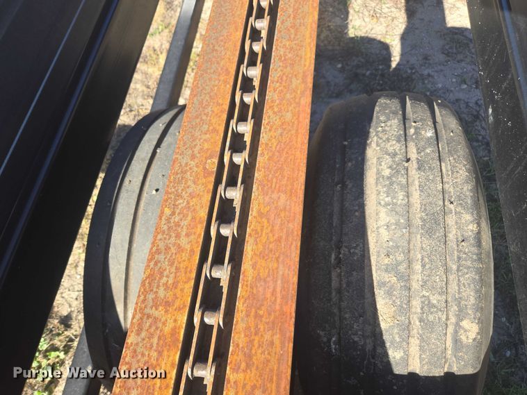 image for item DT4571 Farm King 2450 bale mover