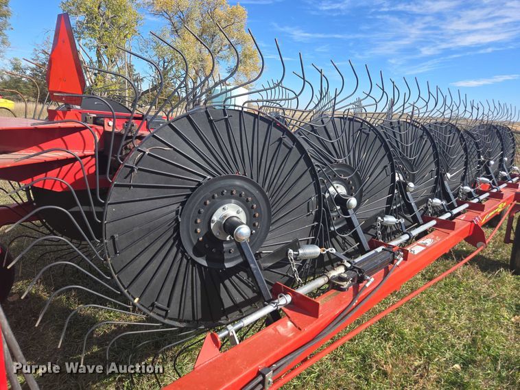 image for item DT4574 H&S 5114 hay rake