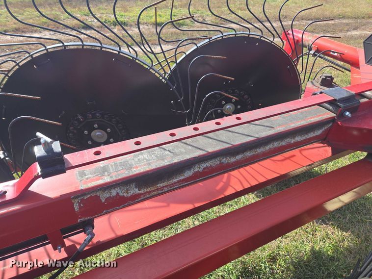 image for item DT4574 H&S 5114 hay rake