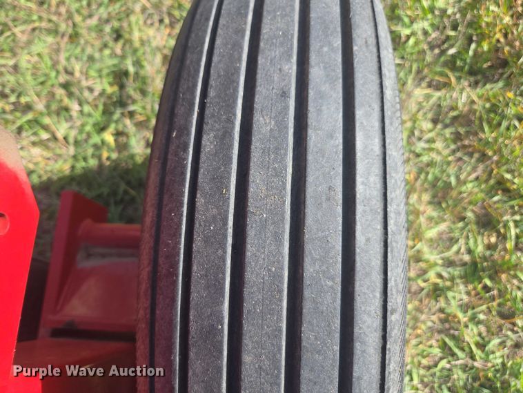 image for item DT4574 H&S 5114 hay rake