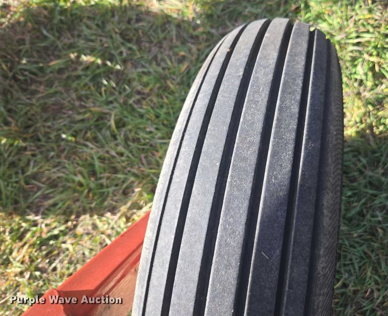 image for item DT4574 H&S 5114 hay rake