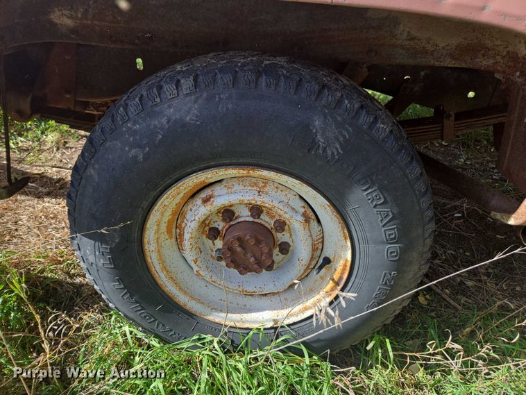 image for item DT4575 Bar-Six cake feeder