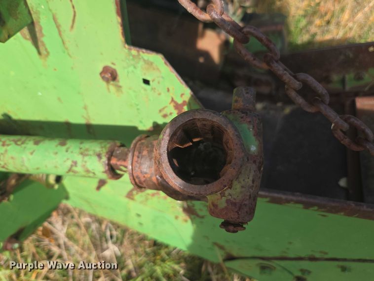 image for item DT4576 John Deere E0122 silage wagon