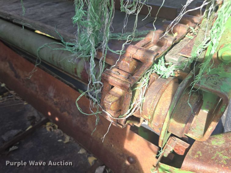 image for item DT4576 John Deere E0122 silage wagon