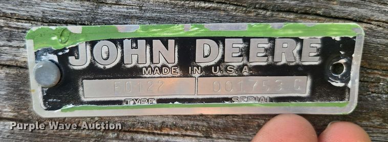 image for item DT4576 John Deere E0122 silage wagon