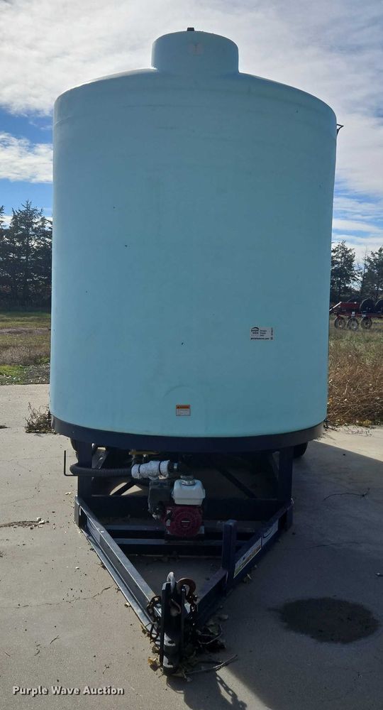 image for item DT4577 AG Spray Equipment tank trailer