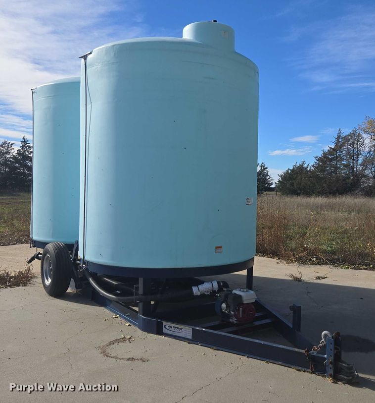 image for item DT4577 AG Spray Equipment tank trailer