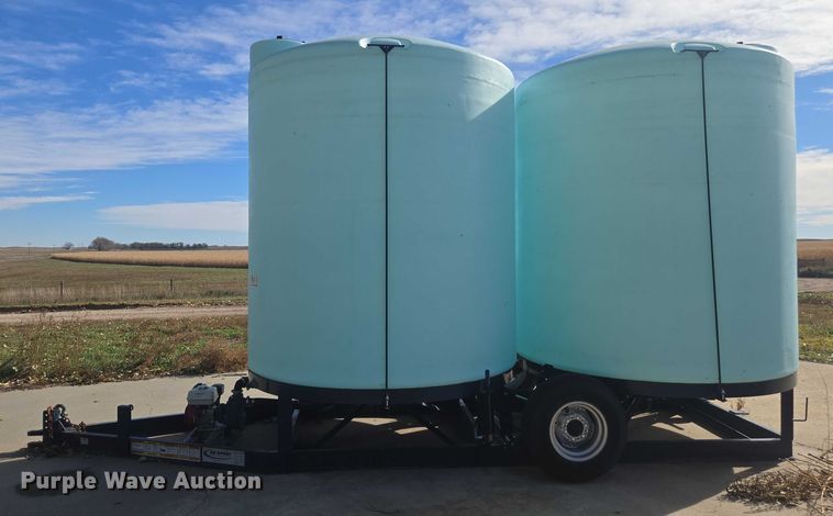 image for item DT4577 AG Spray Equipment tank trailer