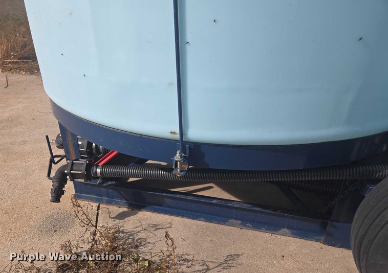 image for item DT4577 AG Spray Equipment tank trailer